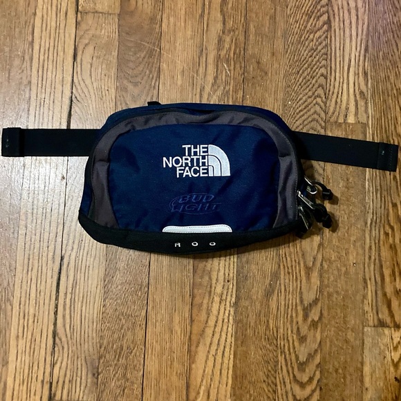 Bud Light x The North Face ROO bag - Picture 2 of 6